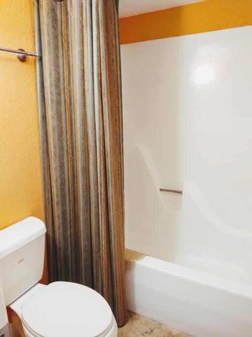 Lakefront Casita - Perfect For Couples Or Families Hot Springs Extérieur photo